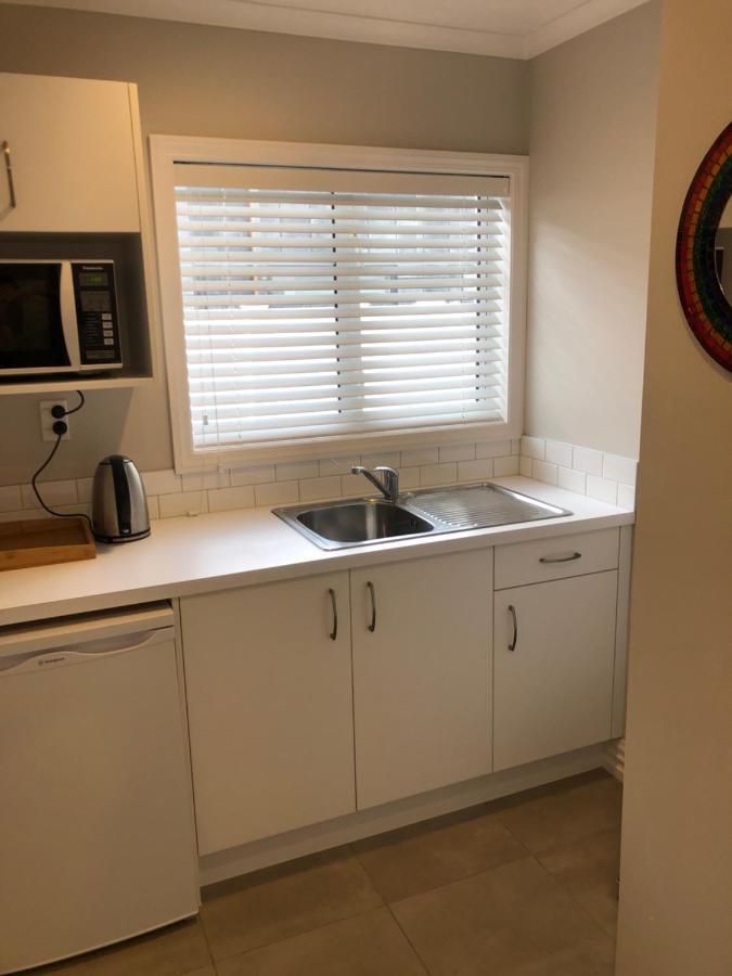 The Boathouse Apartment One Tree Point Bagian luar foto